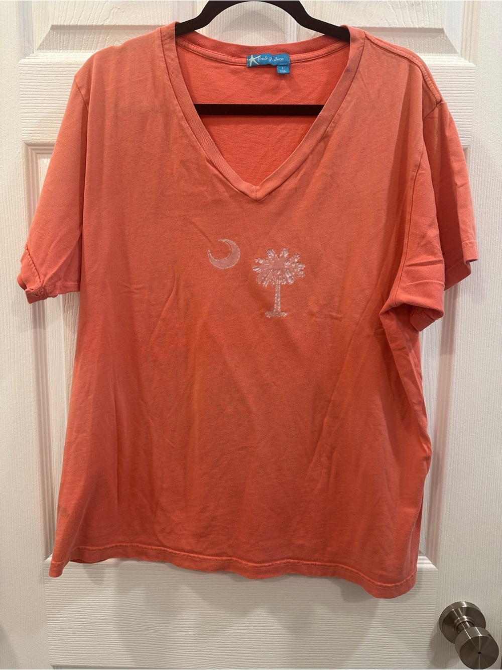 Fresh produce well worn v neck tee shirt flares as shown size L EUC